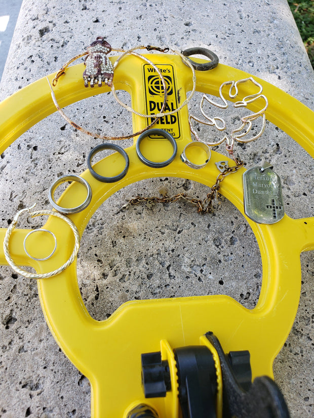 metal detector finds at the beach