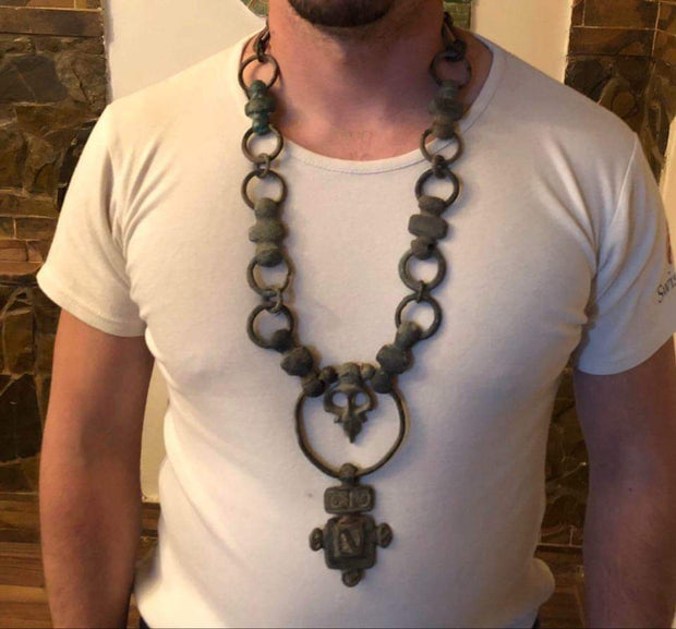 metal detecting finds metal chain